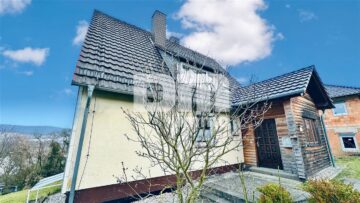 Schönes Einfamilienhaus mit großem Grundstück und traumhaften Panoramablick in Bestlage, 34346 Hann. Münden, Einfamilienhaus